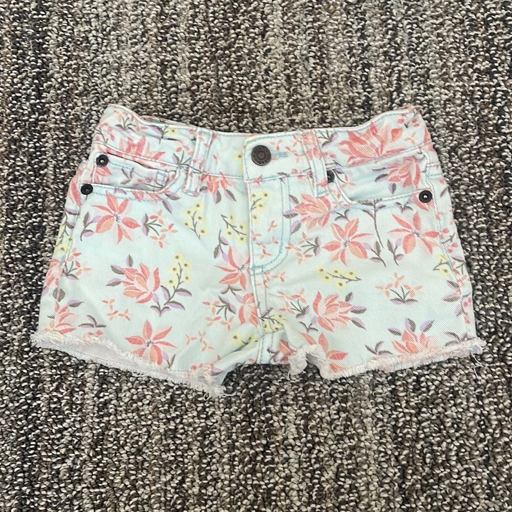 Size 3T lucky brand flower girls short